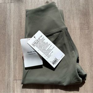 Lululemon Wunder Train Contour Fit HR Tight 25" - Army Green